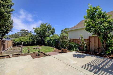 685 E I St, Benicia, CA 94510 photo 22