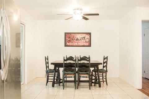 8136 Countryside Ct, Windsor, CA 95492 photo 7