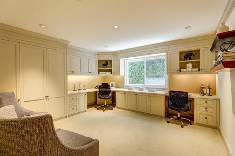24 Bridgegate Dr, San Rafael, CA 94903 photo 25