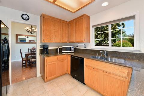 43 Anthony Ct, Windsor, CA 95492 photo 6