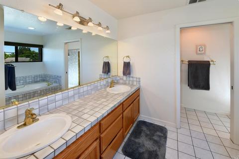 43 Anthony Ct, Windsor, CA 95492 photo 13