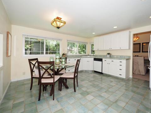 650 4th St E, Sonoma, CA 95476 photo 12