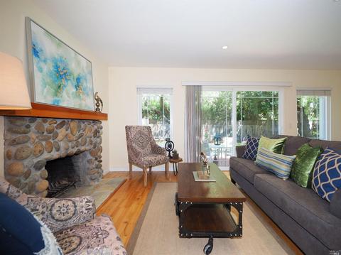 650 4th St E, Sonoma, CA 95476 photo 3