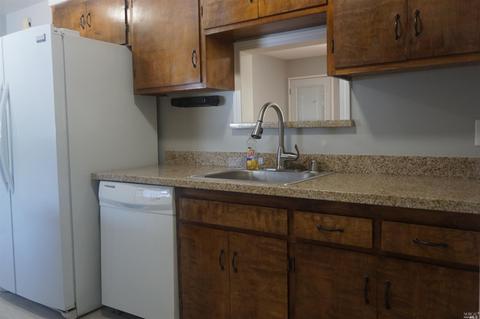 437 Henry St, Vallejo, CA 94591 photo 8