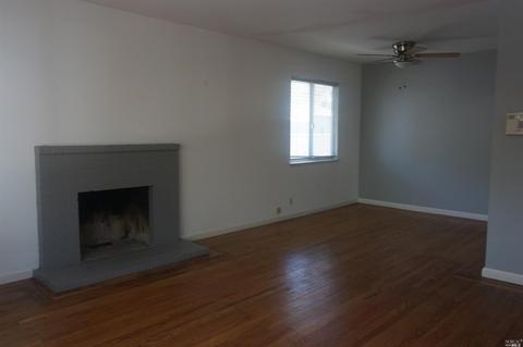 437 Henry St, Vallejo, CA 94591 photo 6