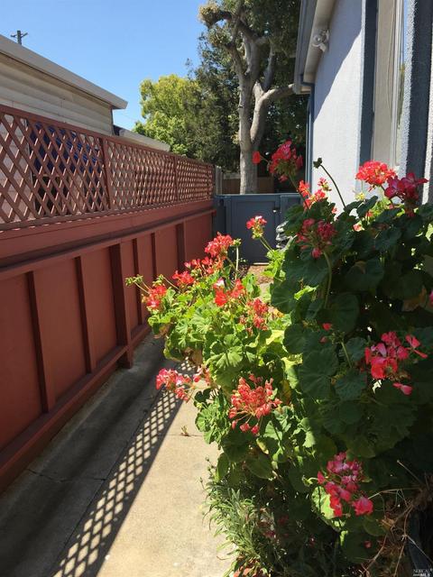 1112 Sherman St, Vallejo, CA 94591 photo 16