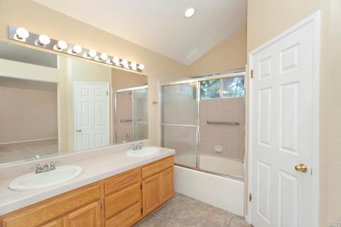 548 Quaking Aspen Ln, Windsor, CA 95492 photo 21