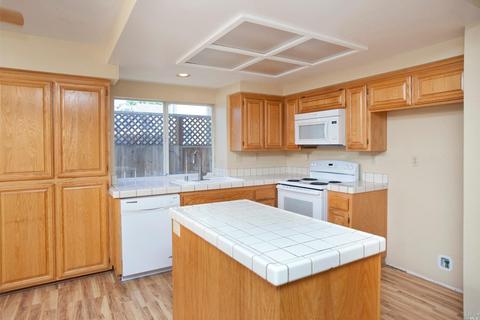 548 Quaking Aspen Ln, Windsor, CA 95492 photo 10