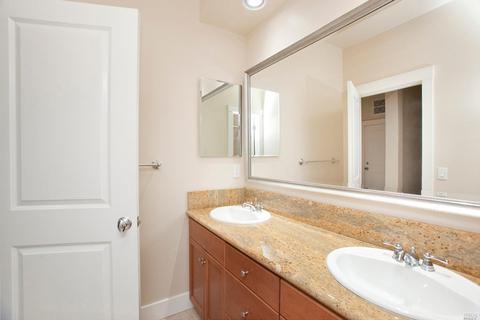 545 Port Cir, Cloverdale, CA 95425 photo 32