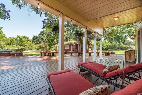 5528 Kay Dr, Windsor, CA 95492 photo 11