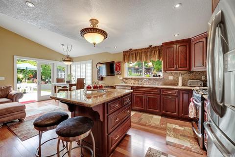 184 Drake Ct, Vallejo, CA 94591 photo 9