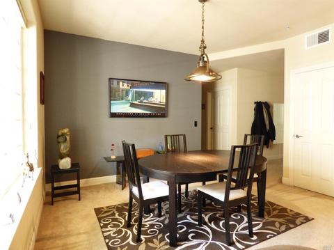 184 Johnson St, Windsor, CA 95492 photo 4