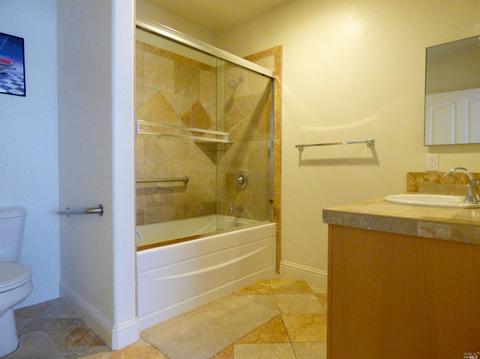 184 Johnson St, Windsor, CA 95492 photo 6