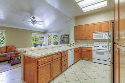 185 Cordoba Way, Windsor, CA 95492 photo 10