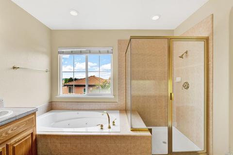 8008 Vertine Ct, Vallejo, CA 94591 photo 27