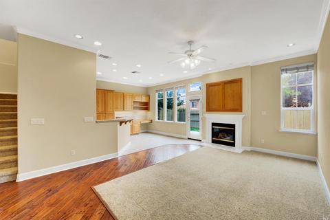 8008 Vertine Ct, Vallejo, CA 94591 photo 6