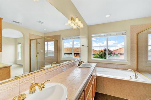 8008 Vertine Ct, Vallejo, CA 94591 photo 26