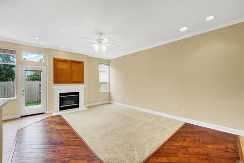 8008 Vertine Ct, Vallejo, CA 94591 photo 7