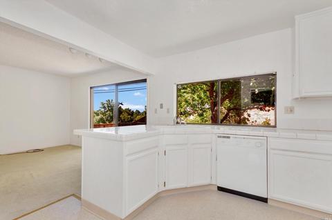 180 E Seaview Dr, Benicia, CA 94510 photo 9