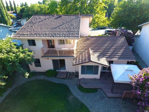 1010 N Lincoln St, Dixon, CA 95620 photo 2