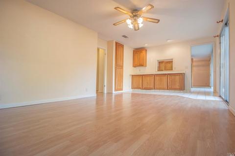 1010 N Lincoln St, Dixon, CA 95620 photo 14