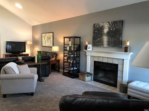 107 Fiesta Ct, Windsor, CA 95492 photo 18