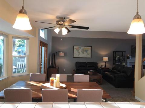 107 Fiesta Ct, Windsor, CA 95492 photo 5