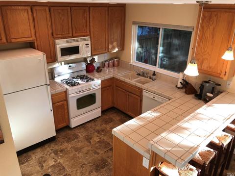 107 Fiesta Ct, Windsor, CA 95492 photo 8