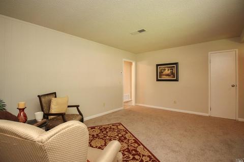 2060 Robin Dr, Fairfield, CA 94533 photo 7
