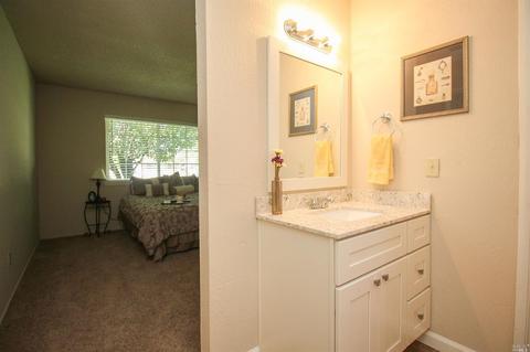 2060 Robin Dr, Fairfield, CA 94533 photo 38