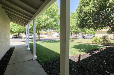 2060 Robin Dr, Fairfield, CA 94533 photo 5