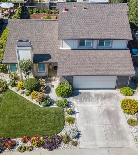 606 Hawk Dr, Vacaville, CA 95687 photo 2