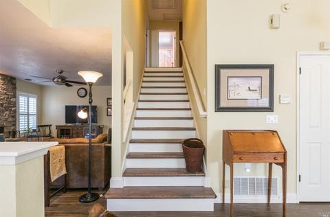 606 Hawk Dr, Vacaville, CA 95687 photo 14