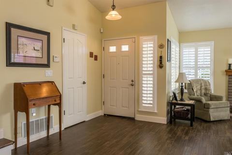 606 Hawk Dr, Vacaville, CA 95687 photo 8