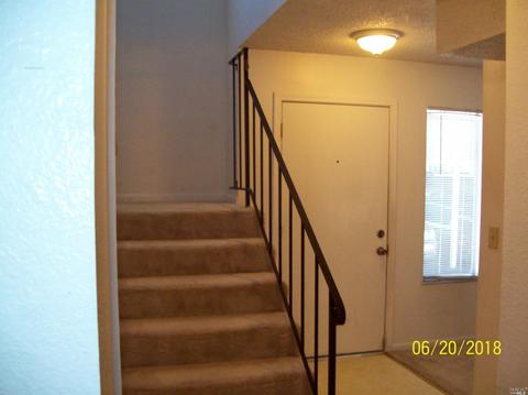 174 Del Sur Ct, Fairfield, CA 94533 photo 4