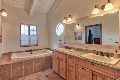 10 Capitola Ct, Napa, CA 94559 photo 22