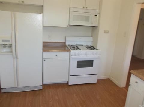 513 Hilton Ave, Vallejo, CA 94591 photo 4
