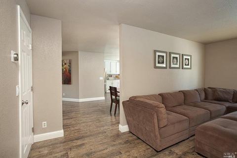 504 Gertrude Dr, Windsor, CA 95492 photo 18