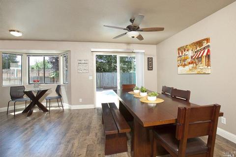 504 Gertrude Dr, Windsor, CA 95492 photo 10