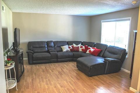 194 Candy Dr, Vallejo, CA 94589 photo 6