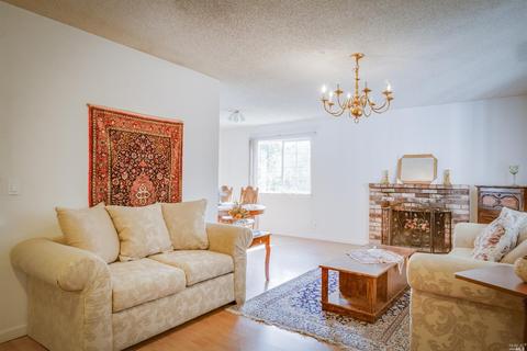 1250 Cunningham Dr, Dixon, CA 95620 photo 2
