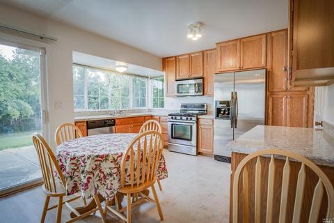 1250 Cunningham Dr, Dixon, CA 95620 photo 3