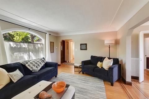 184 Mountain View Ave, Vallejo, CA 94590 photo 5