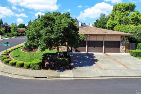 2970 Burbank Dr, Fairfield, CA 94534 photo 3