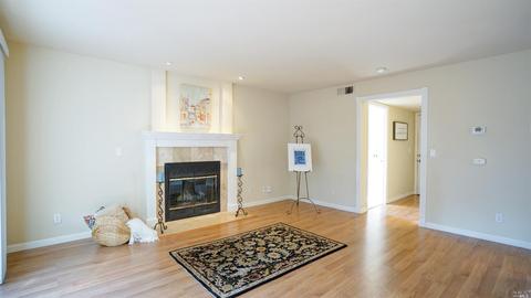 112 Stuart Ct, Vacaville, CA 95687 photo 13