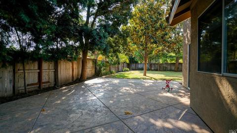 112 Stuart Ct, Vacaville, CA 95687 photo 37