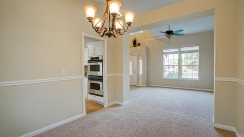 112 Stuart Ct, Vacaville, CA 95687 photo 6