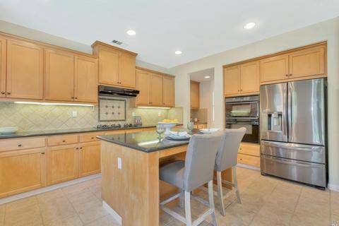 384 Wool Ct, Benicia, CA 94510 photo 11