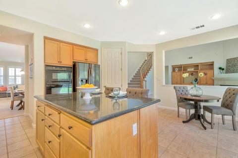 384 Wool Ct, Benicia, CA 94510 photo 10