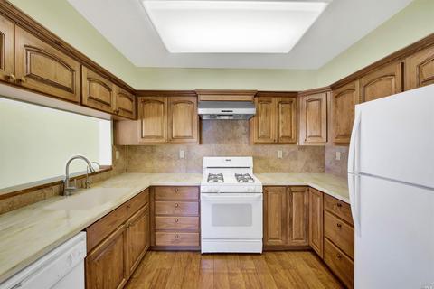 116 Brogan Ct, Fairfield, CA 94534 photo 17